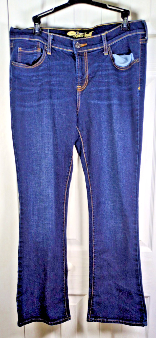 Old Navy The Sweetheart Jeans Womens 12 Blue Bootcut Dark Wash High Rise Denim